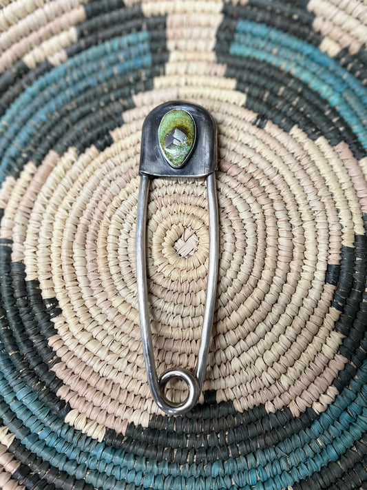 Sonoran Gold Diaper Pin (med stone)